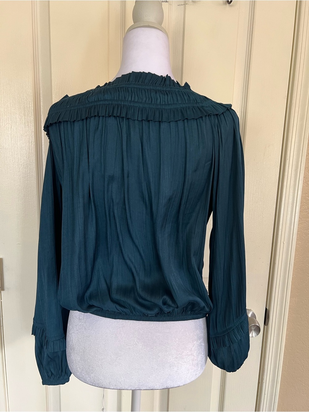 Evereve Amari Off Shoulder Blouse Teal Ruffle Long Sleeve Top Medium - Picture 10 of 10